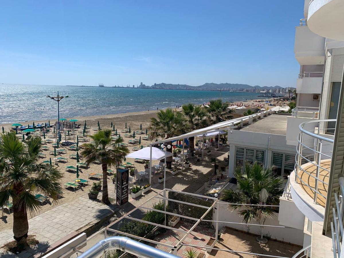 Wave Beachfront Apartments Durrës 外观 照片