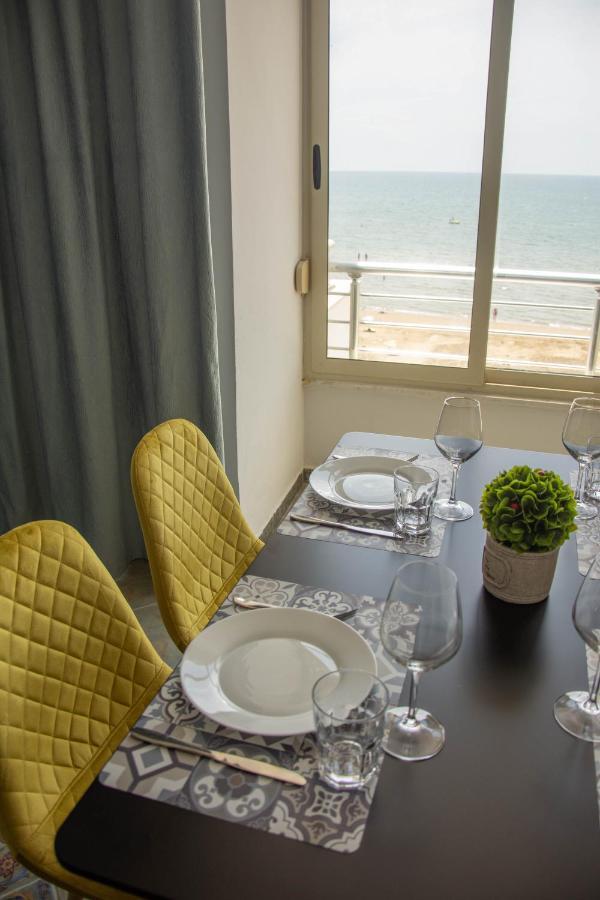 Wave Beachfront Apartments Durrës 外观 照片